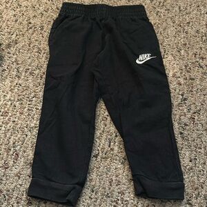 Nike black pants 3T